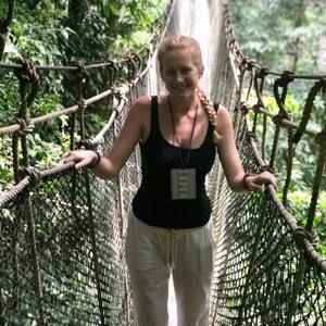 Meet your Posher, Katherine